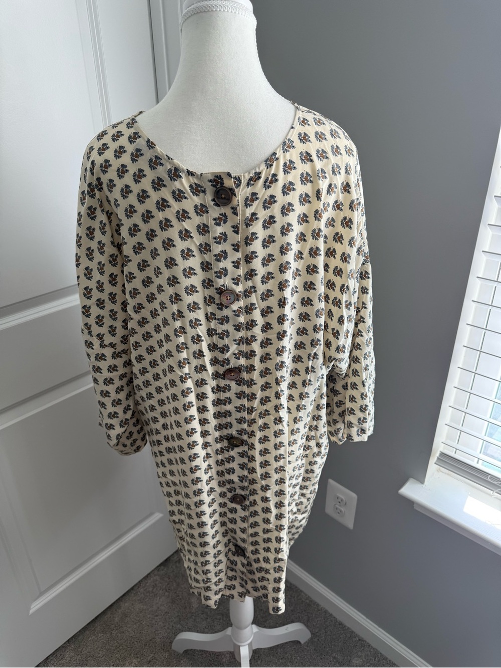 Sunner • Patterned Dress - Picture 4 of 5